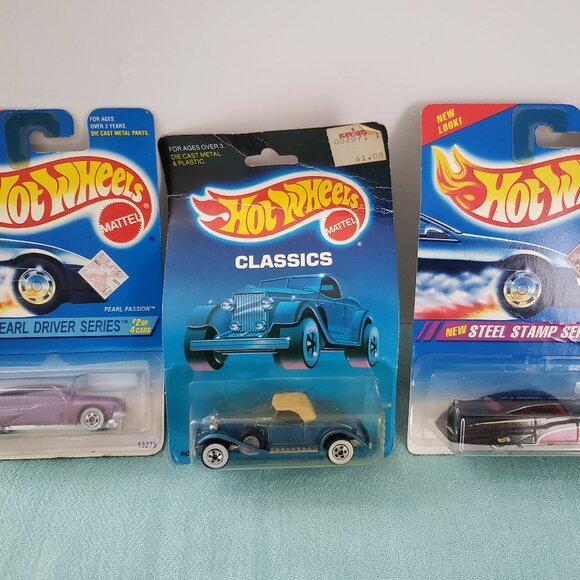 Vintage Set Of 3 Hot Wheels Classics Pearl Driver Series Die Cast Car Toy Mattel - Picture 1 of 7